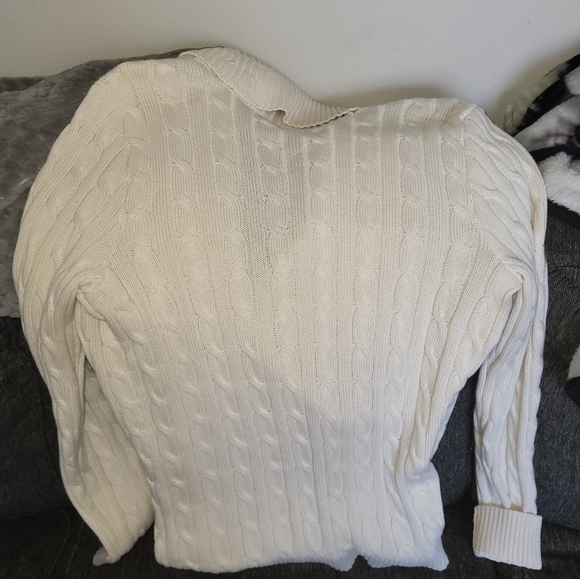 Polo Sweater with buckle - Picture 3 of 3